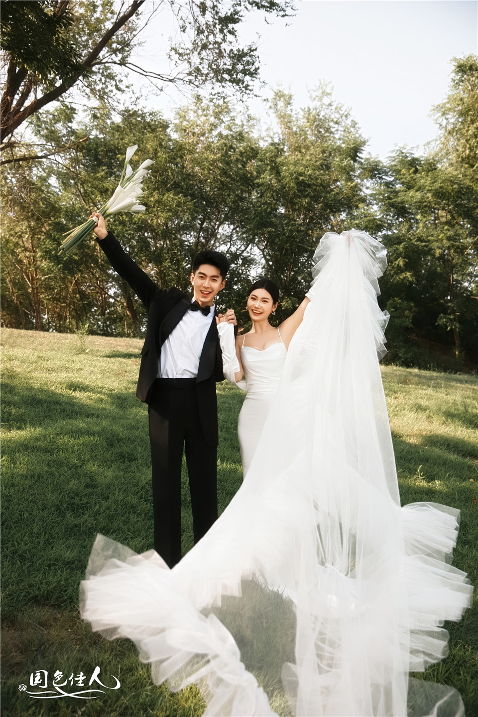 厦门婚纱摄影公司哪家好 国色佳人推荐纪实感活