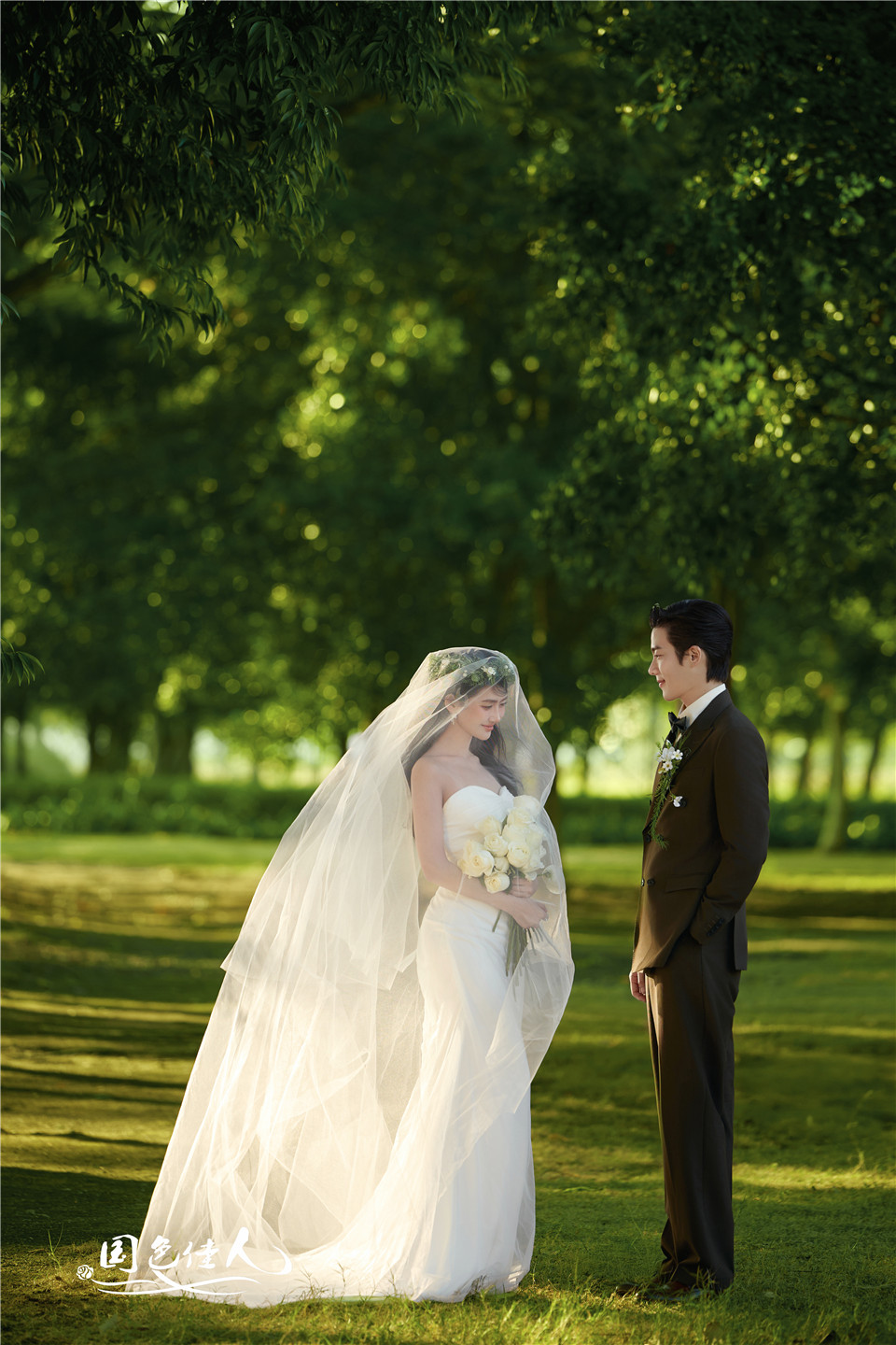 厦门婚纱摄影口碑商家国色佳人推荐